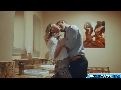 ❤️ Ina whakawaia koe e te kakaho tetona i roto i te wharepaku whanui ataata porn i mi.pornjimbo.ru ❌️❤
